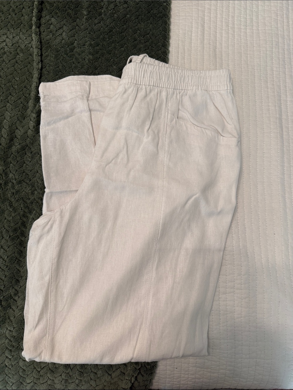 Old Navy White Men's Elastic-Waist Jogger Pants